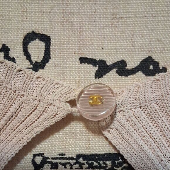 Authentic CHANEL Cream Open Front Cardigan Size 38 - Picture 4 of 10